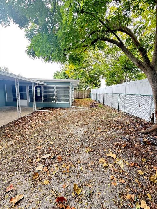 For Rent: $1,950 (4 beds, 2 baths, 1547 Square Feet)