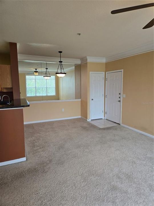 For Sale: $142,000 (1 beds, 1 baths, 750 Square Feet)