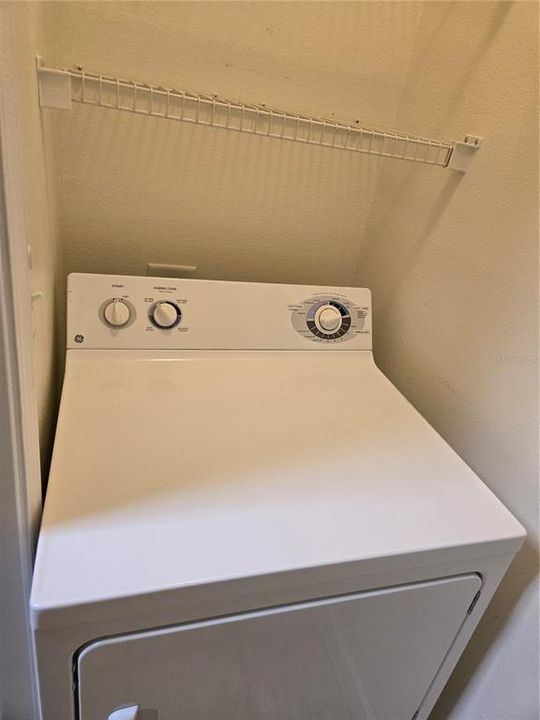 For Sale: $142,000 (1 beds, 1 baths, 750 Square Feet)
