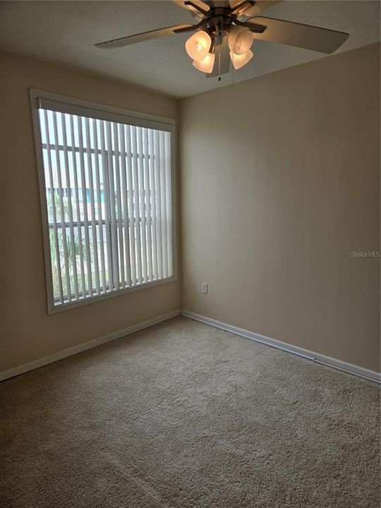 For Sale: $142,000 (1 beds, 1 baths, 750 Square Feet)