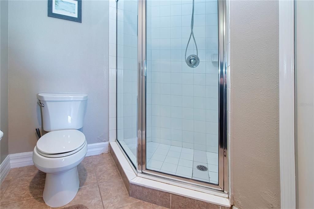 For Sale: $439,900 (3 beds, 3 baths, 1417 Square Feet)