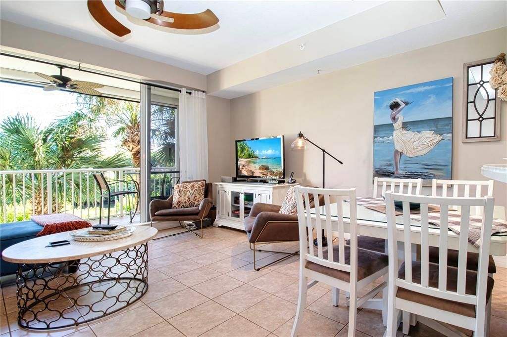 For Sale: $439,900 (3 beds, 3 baths, 1417 Square Feet)