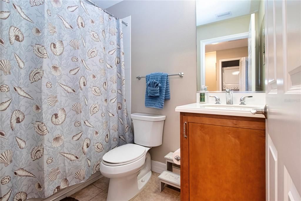 For Sale: $439,900 (3 beds, 3 baths, 1417 Square Feet)