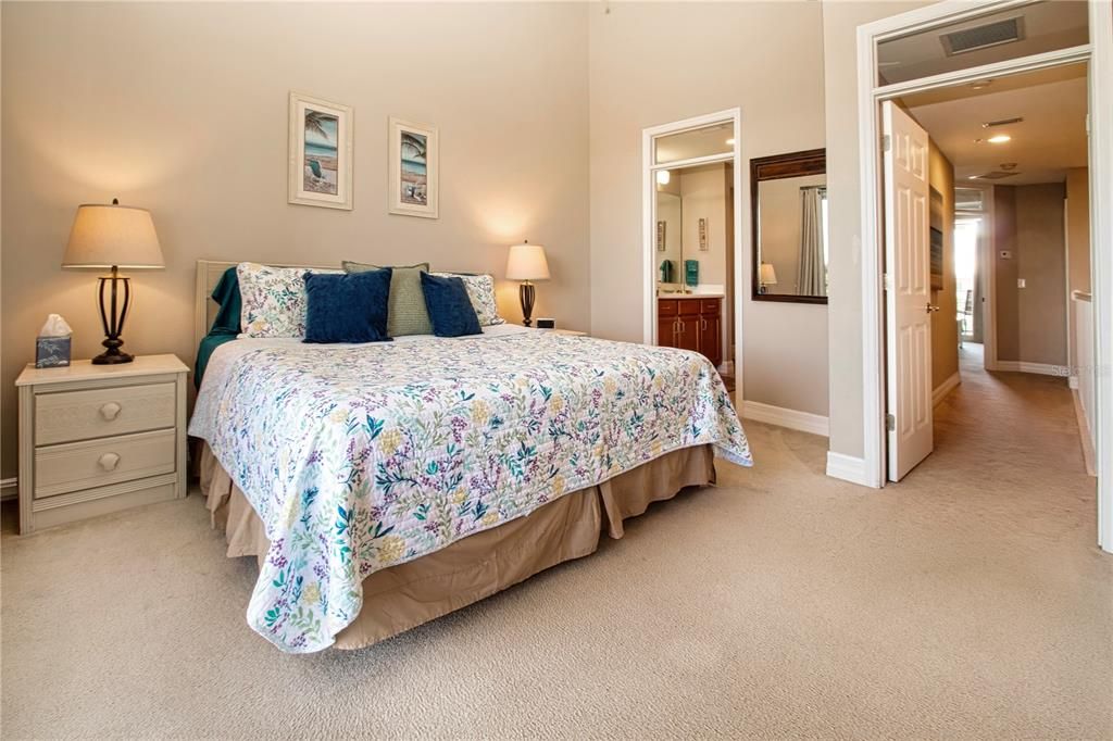 For Sale: $439,900 (3 beds, 3 baths, 1417 Square Feet)