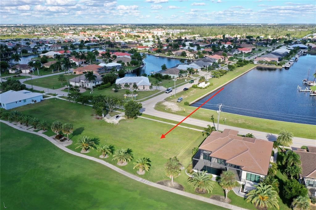 На продажу: $145,000 (0.28 acres)