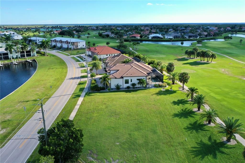 На продажу: $145,000 (0.28 acres)