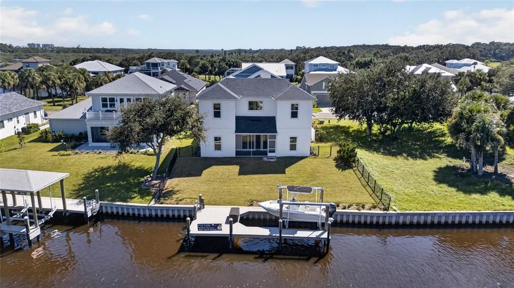 En Venta: $1,100,000 (3 camas, 3 baños, 2511 Pies cuadrados)