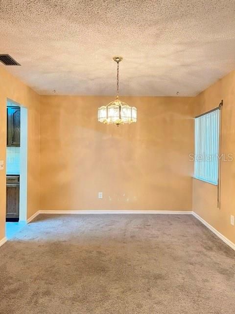 В аренду: $1,450 (2 спален, 2 ванн, 1049 Квадратных фут)