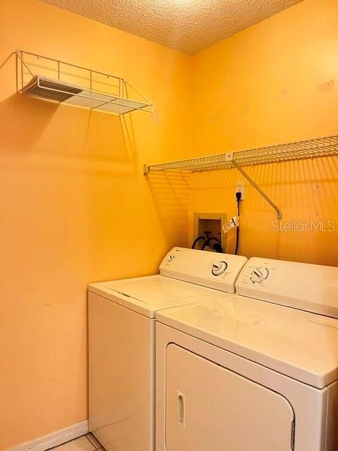 В аренду: $1,450 (2 спален, 2 ванн, 1049 Квадратных фут)