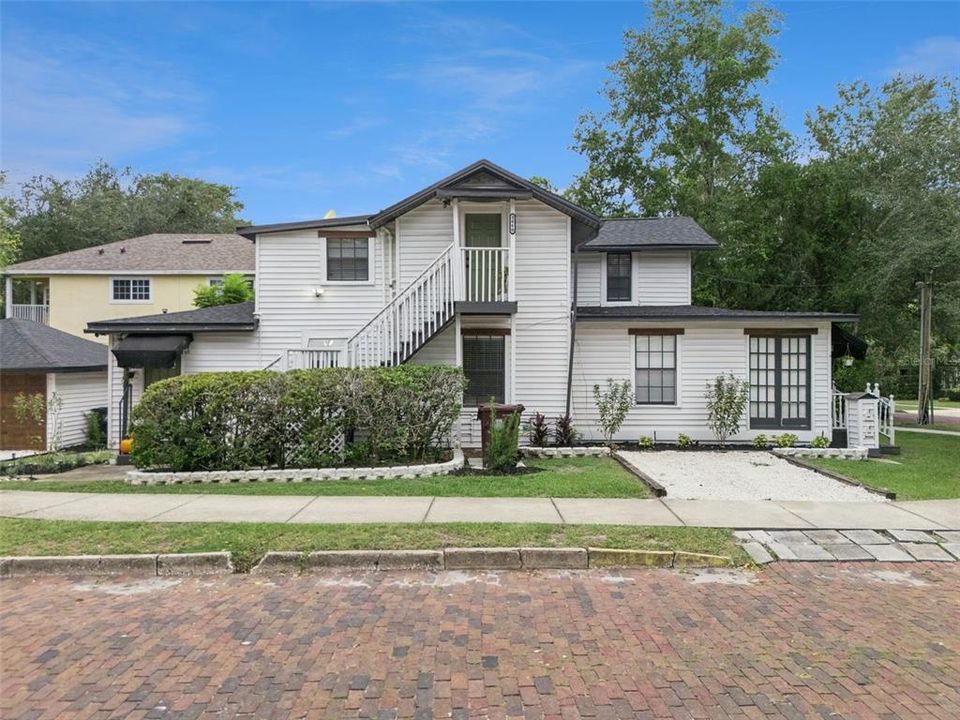 En Venta: $795,000 (5 camas, 0 baños, 2375 Pies cuadrados)