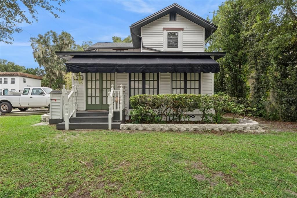 En Venta: $795,000 (5 camas, 0 baños, 2375 Pies cuadrados)