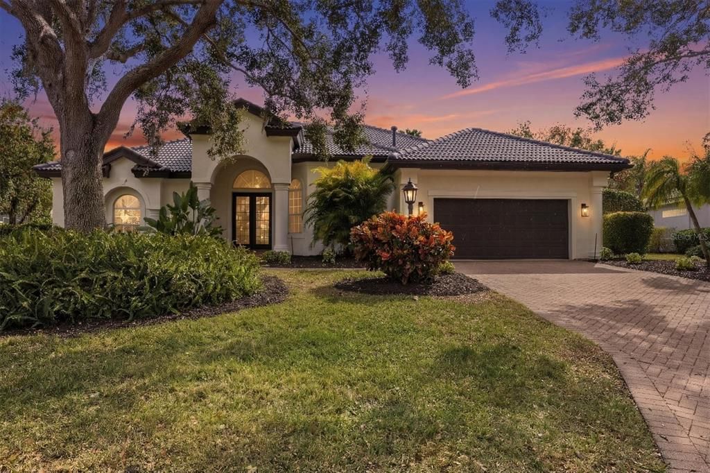 En Venta: $1,949,000 (4 camas, 3 baños, 3093 Pies cuadrados)