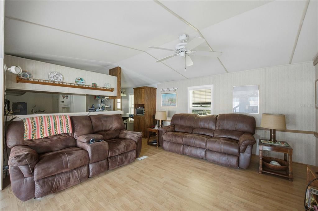 En Venta: $130,000 (2 camas, 1 baños, 1144 Pies cuadrados)