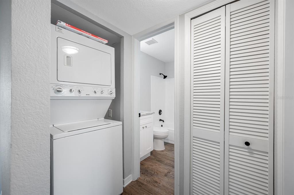 В аренду: $1,430 (2 спален, 2 ванн, 876 Квадратных фут)