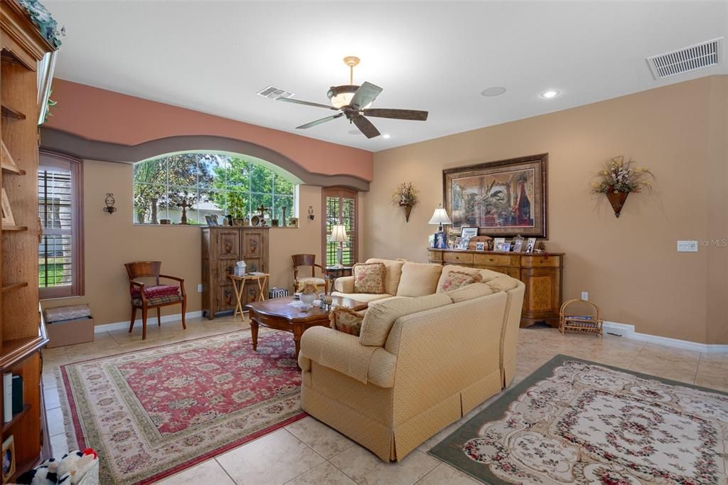 For Sale: $554,900 (4 beds, 3 baths, 2994 Square Feet)