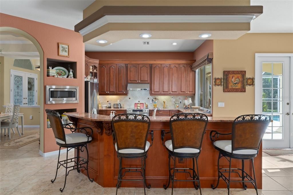 For Sale: $554,900 (4 beds, 3 baths, 2994 Square Feet)