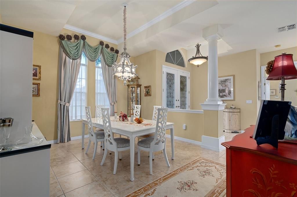 For Sale: $554,900 (4 beds, 3 baths, 2994 Square Feet)