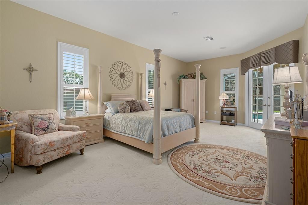 For Sale: $554,900 (4 beds, 3 baths, 2994 Square Feet)