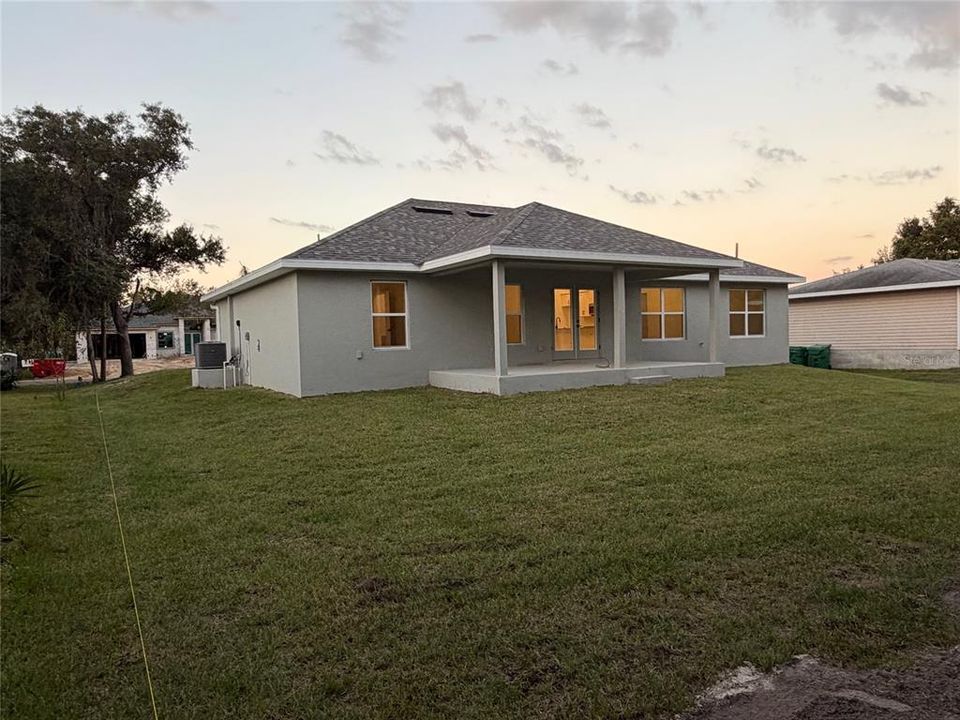 For Sale: $348,850 (4 beds, 2 baths, 1755 Square Feet)