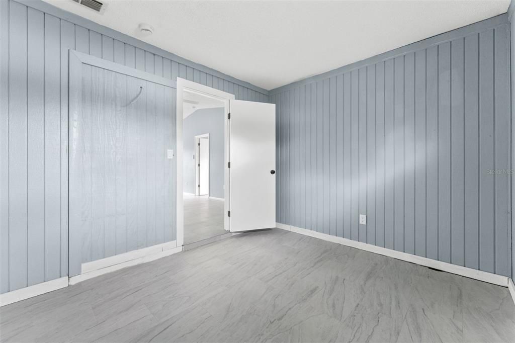 На продажу: $309,900 (3 спален, 2 ванн, 1427 Квадратных фут)