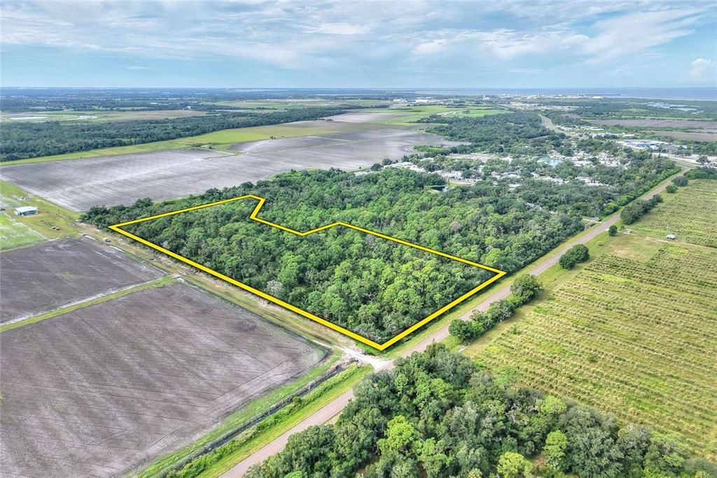 待售: $525,000 (11.47 acres)