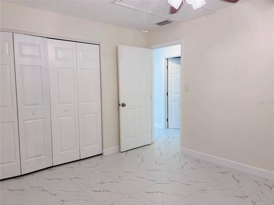 For Sale: $214,900 (4 beds, 2 baths, 1382 Square Feet)