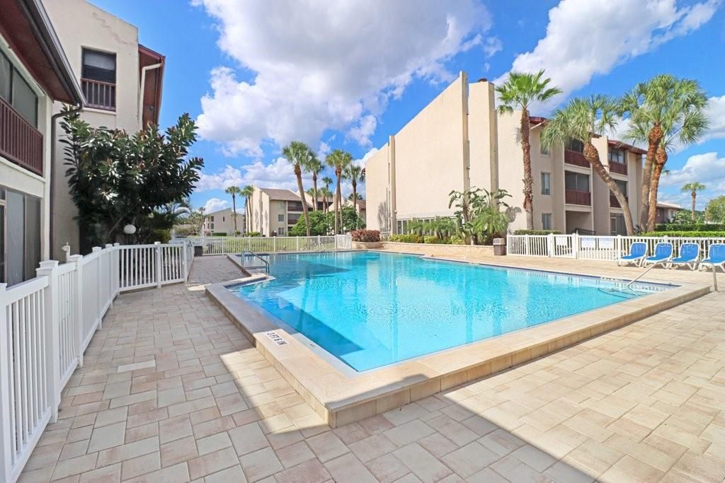 Active With Contract: $75,000 (1 beds, 1 baths, 710 Square Feet)