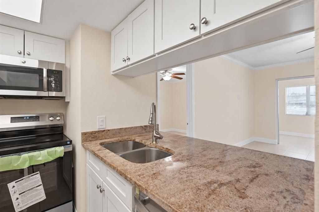 En Renta: $1,300 (1 camas, 1 baños, 728 Pies cuadrados)