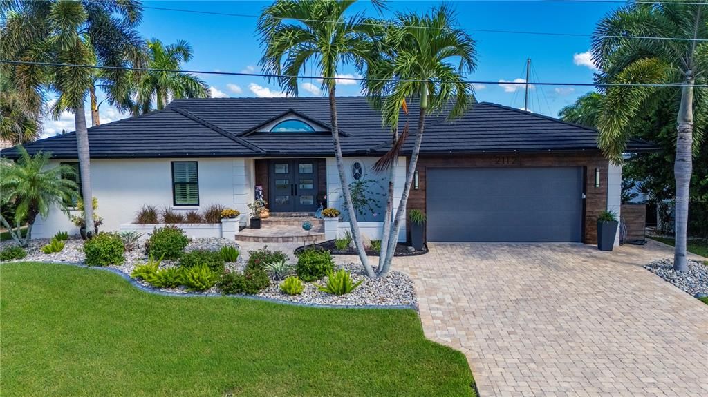 En Venta: $1,125,000 (3 camas, 2 baños, 2535 Pies cuadrados)