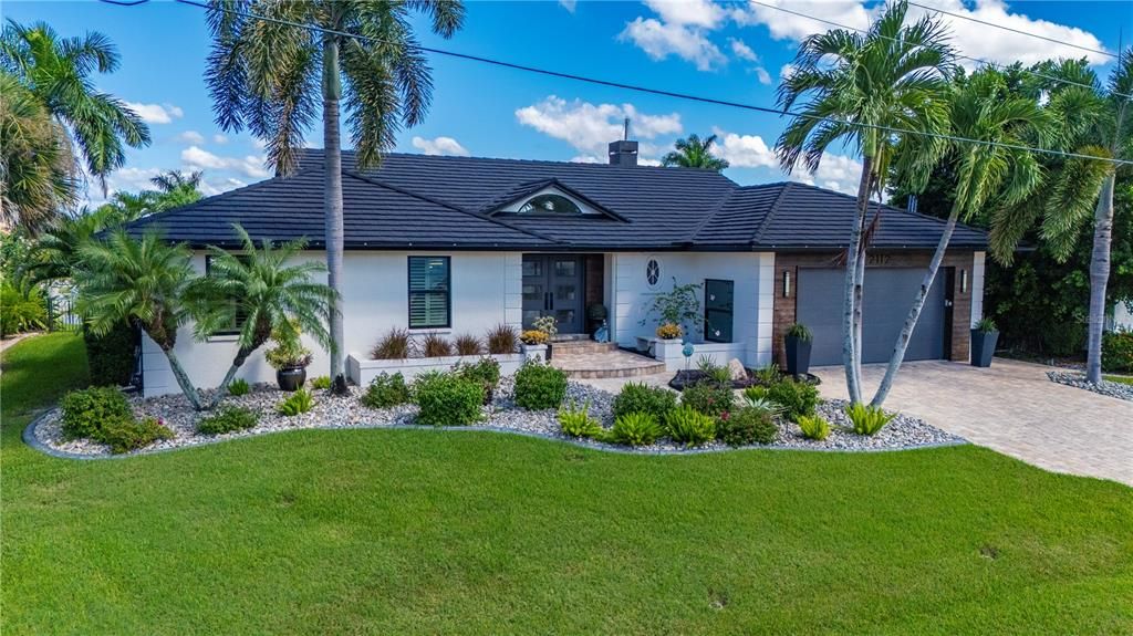 En Venta: $1,125,000 (3 camas, 2 baños, 2535 Pies cuadrados)