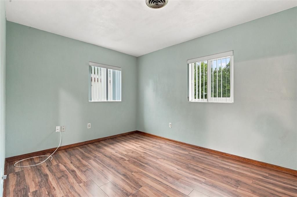 En Venta: $249,900 (3 camas, 2 baños, 1392 Pies cuadrados)