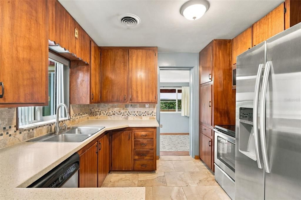 En Venta: $249,900 (3 camas, 2 baños, 1392 Pies cuadrados)