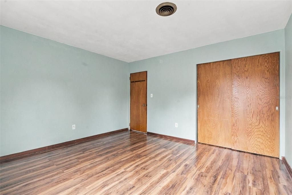 En Venta: $249,900 (3 camas, 2 baños, 1392 Pies cuadrados)