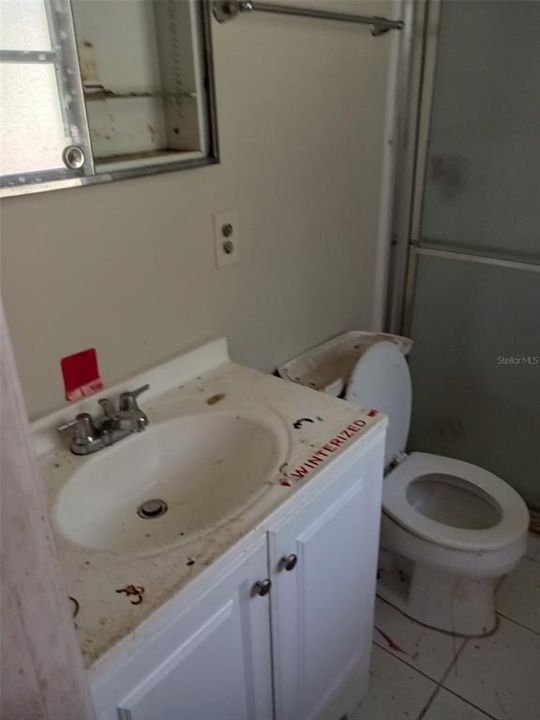 На продажу: $160,000 (3 спален, 2 ванн, 1354 Квадратных фут)