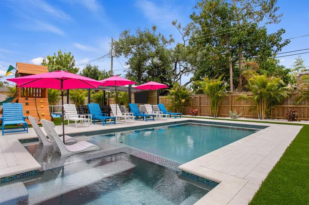 For Sale: $1,075,000 (4 beds, 3 baths, 2250 Square Feet)