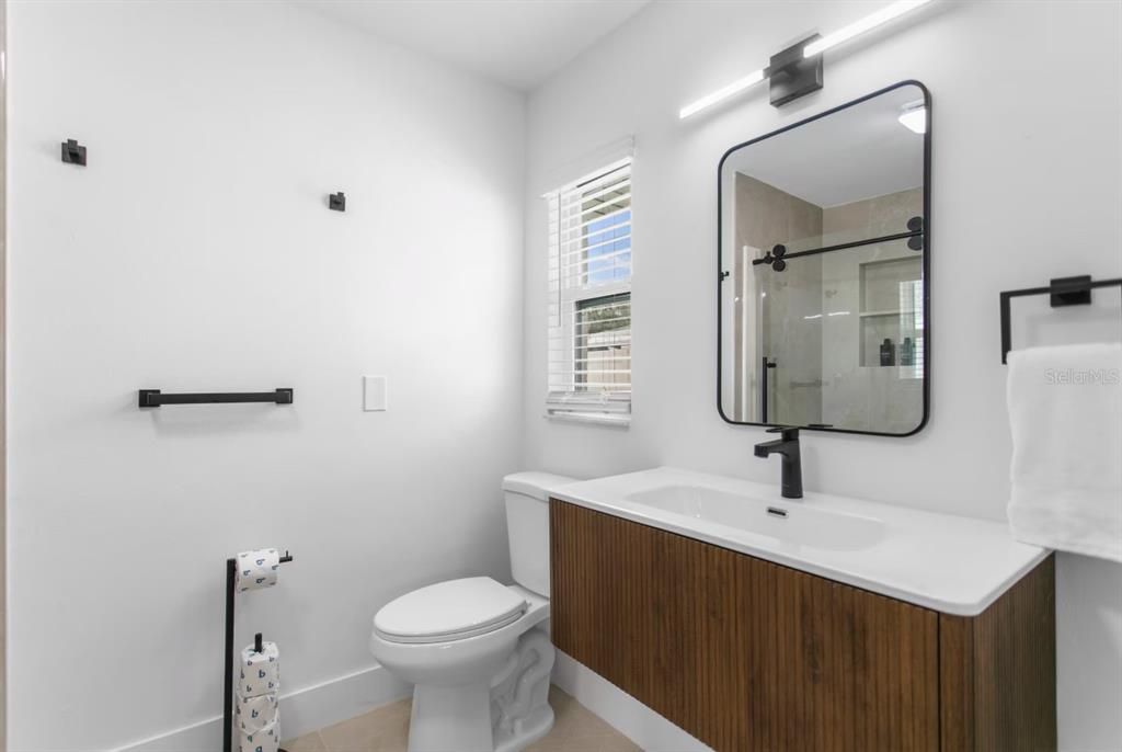 For Sale: $1,075,000 (4 beds, 3 baths, 2250 Square Feet)