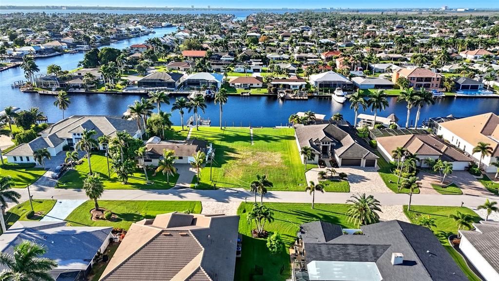 For Sale: $1,399,000 (0.29 acres)