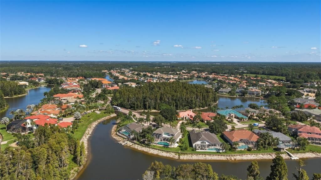 На продажу: $1,100,000 (5 спален, 4 ванн, 3615 Квадратных фут)