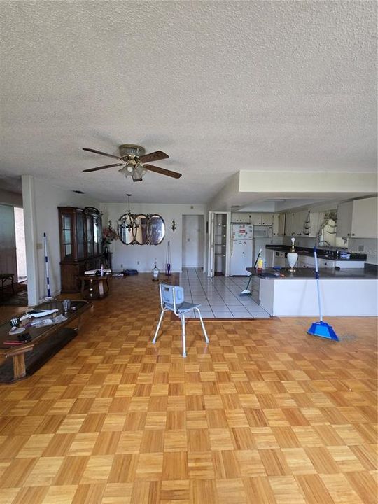 For Sale: $130,000 (3 beds, 2 baths, 1678 Square Feet)