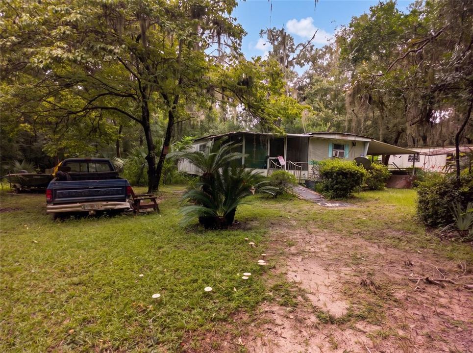 En Venta: $115,000 (4 camas, 2 baños, 1976 Pies cuadrados)