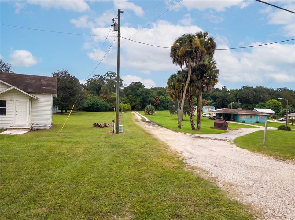 En Venta: $115,000 (4 camas, 2 baños, 1976 Pies cuadrados)