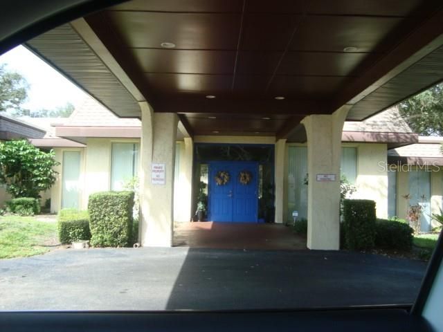 For Rent: $1,400 (1 beds, 1 baths, 860 Square Feet)