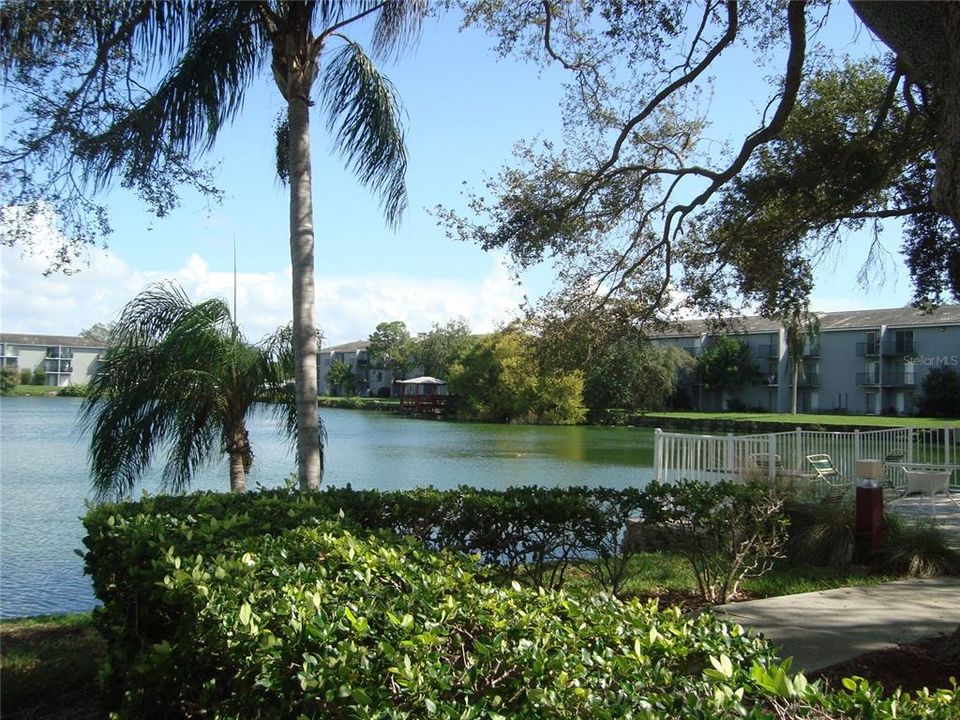 For Rent: $1,400 (1 beds, 1 baths, 860 Square Feet)