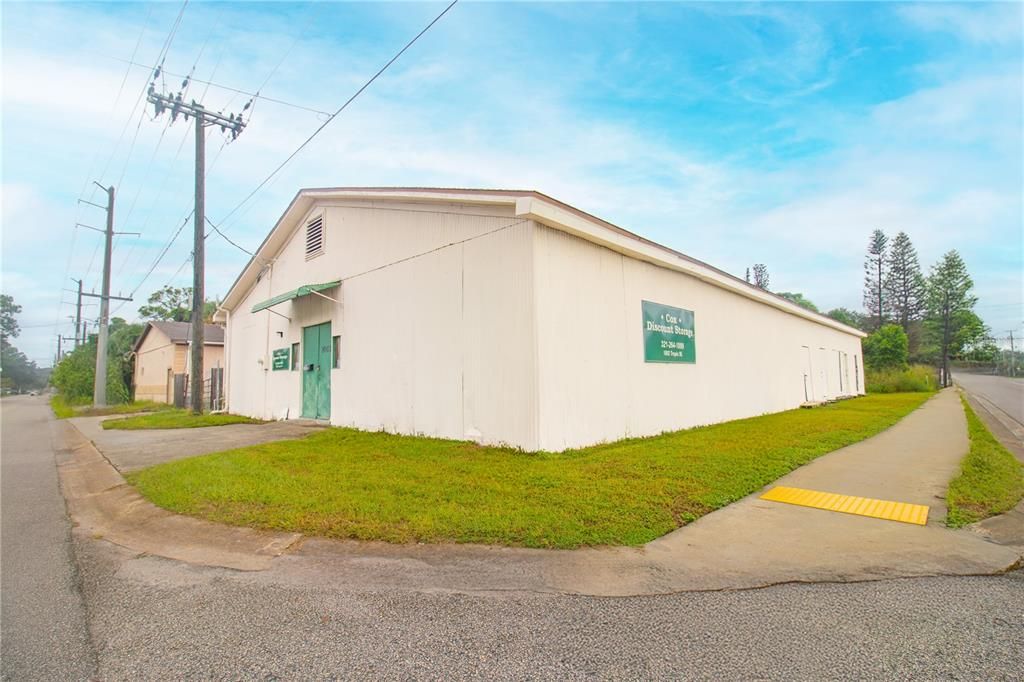 For Sale: $500,000 (0 beds, 0 baths, 4950 Square Feet)