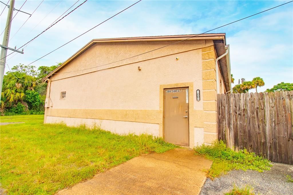 For Sale: $500,000 (0 beds, 0 baths, 4950 Square Feet)