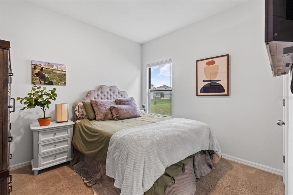 For Rent: $2,350 (3 beds, 2 baths, 1449 Square Feet)