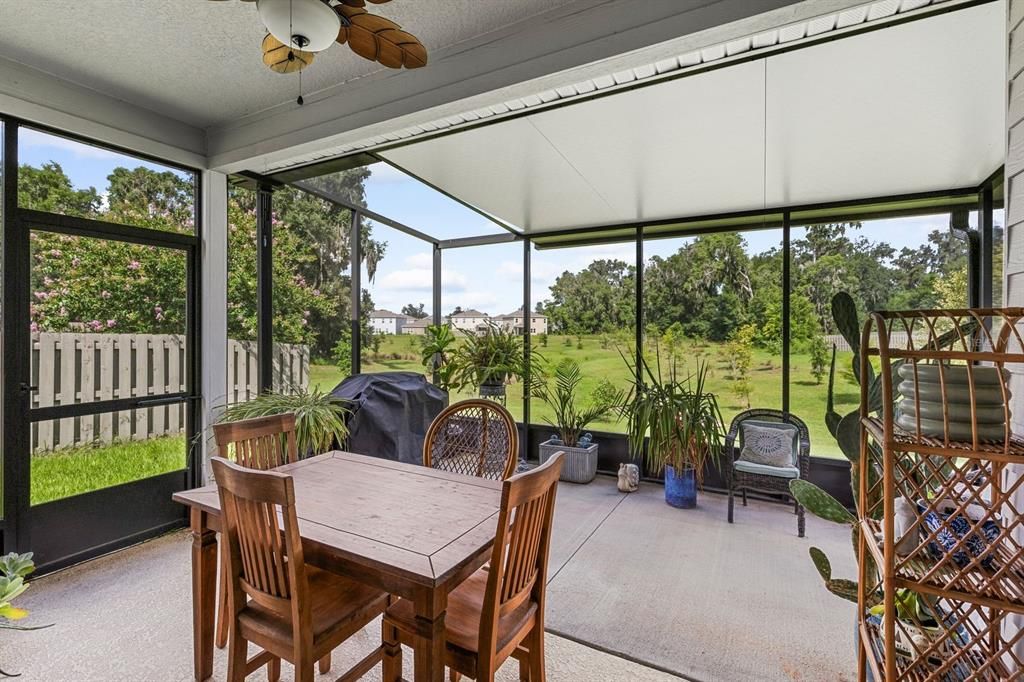 For Rent: $2,350 (3 beds, 2 baths, 1449 Square Feet)