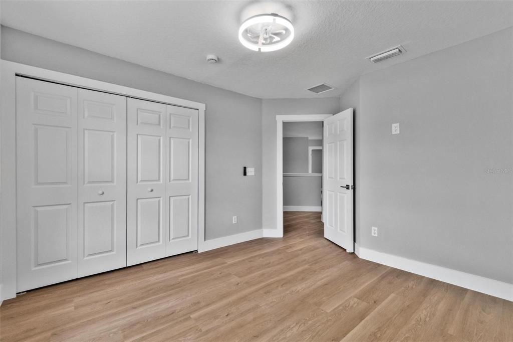 En Venta: $442,888 (5 camas, 3 baños, 2890 Pies cuadrados)