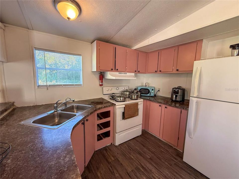 En Venta: $245,000 (2 camas, 2 baños, 784 Pies cuadrados)