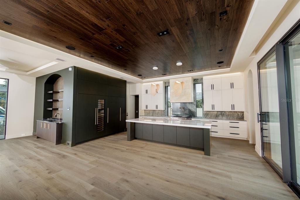 En Venta: $6,000,000 (5 camas, 5 baños, 4806 Pies cuadrados)